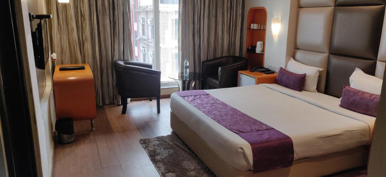 Ritu Ivy Hotel Колката Екстериор снимка