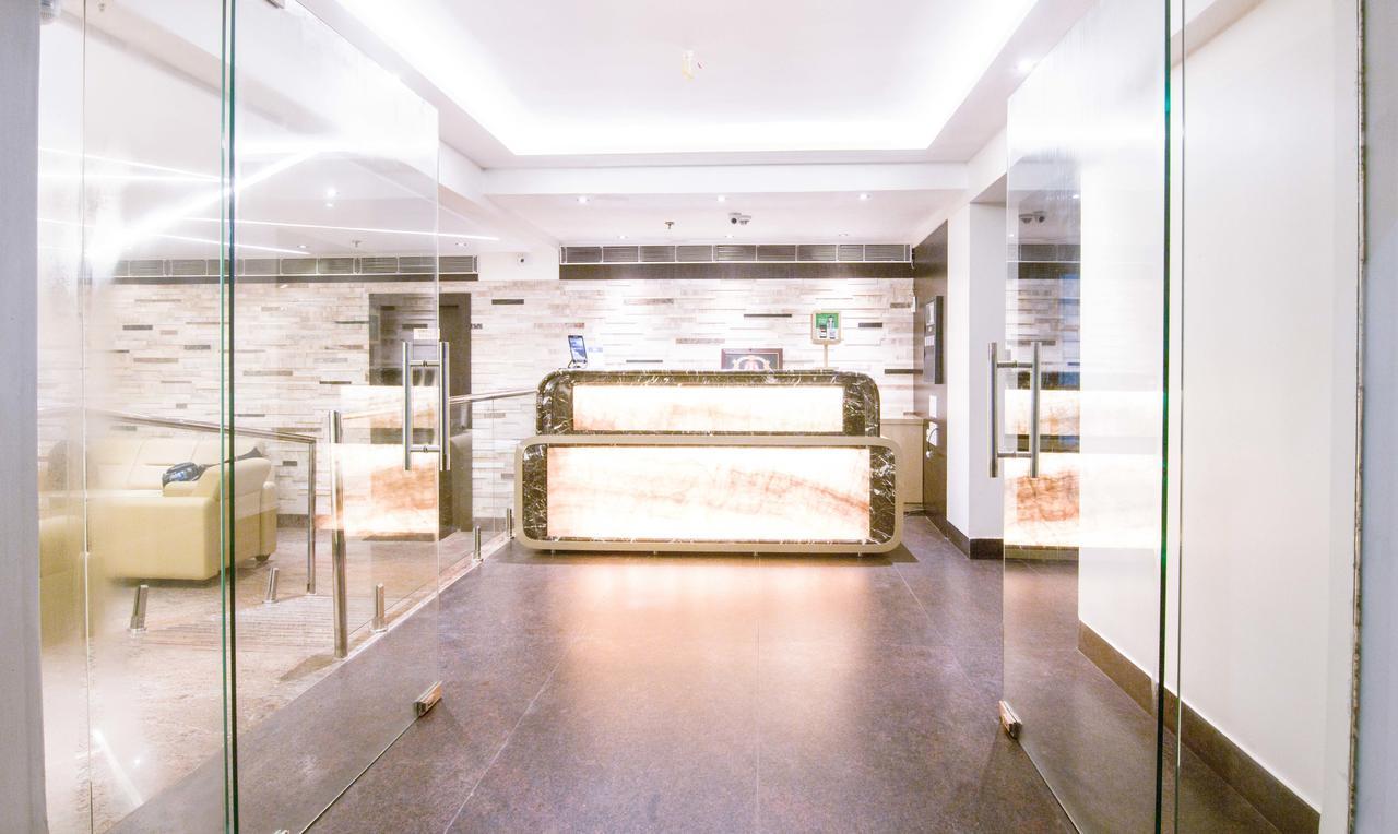 Ritu Ivy Hotel Колката Екстериор снимка