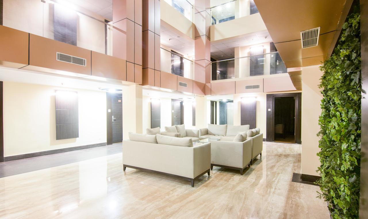 Ritu Ivy Hotel Колката Екстериор снимка