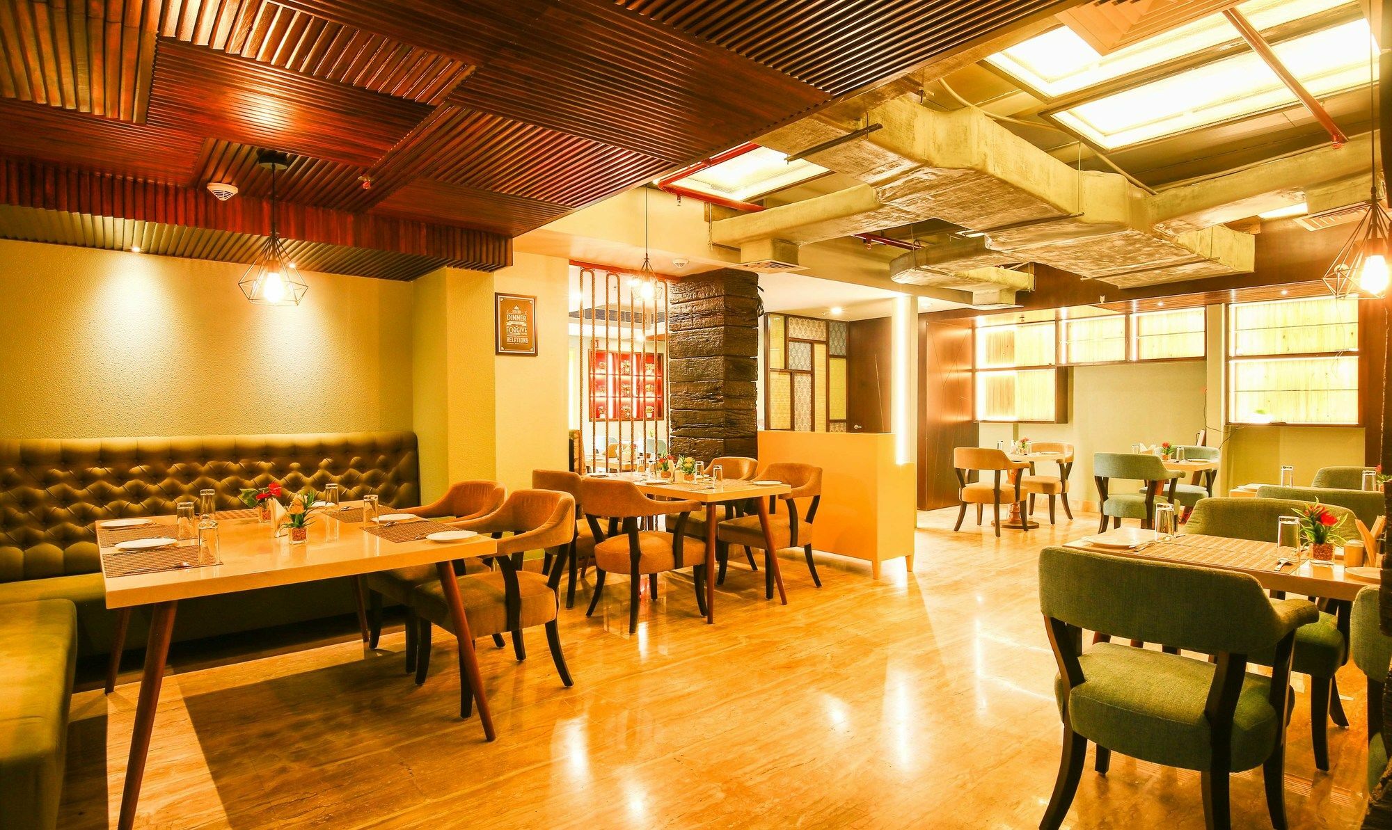 Ritu Ivy Hotel Колката Екстериор снимка