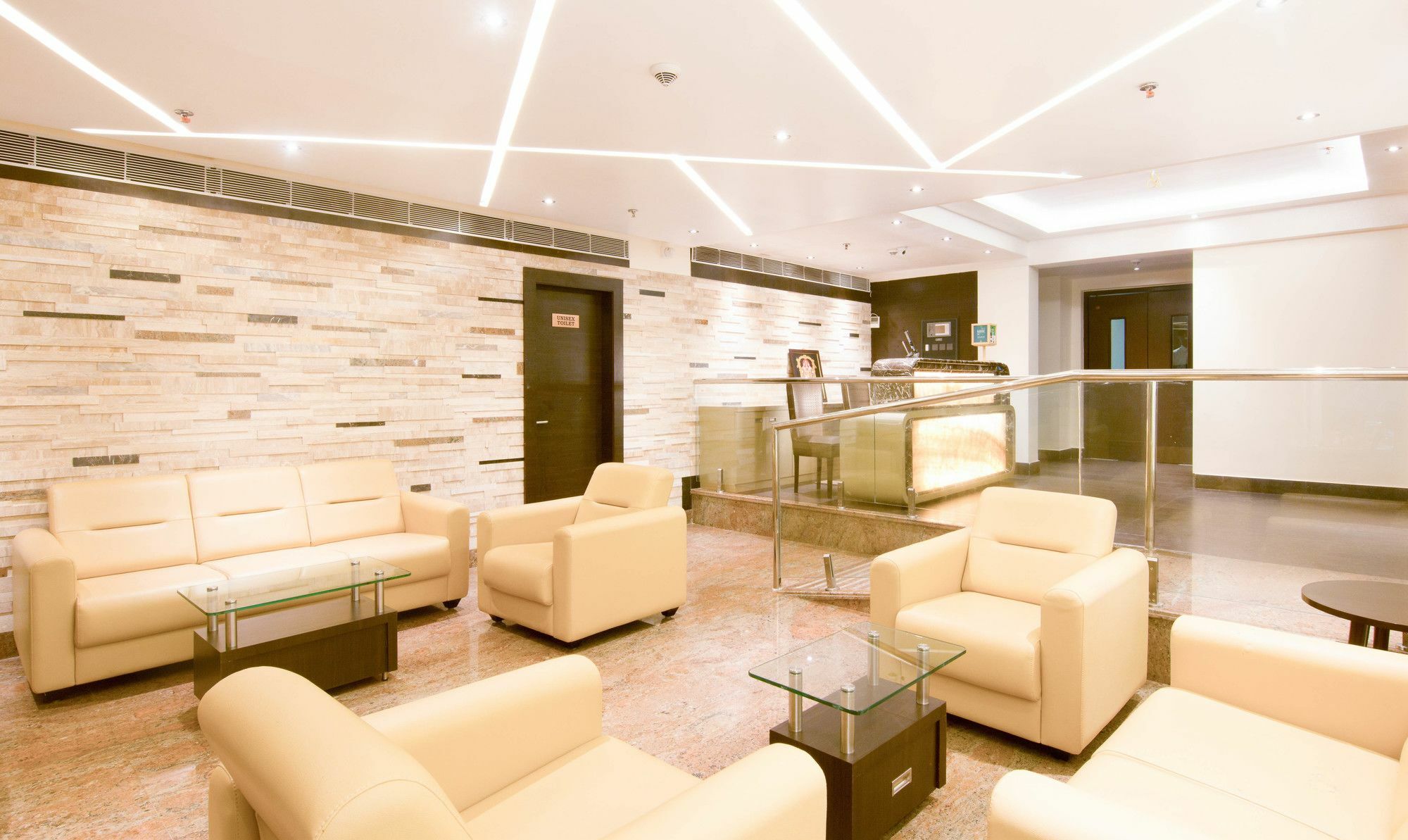 Ritu Ivy Hotel Колката Екстериор снимка