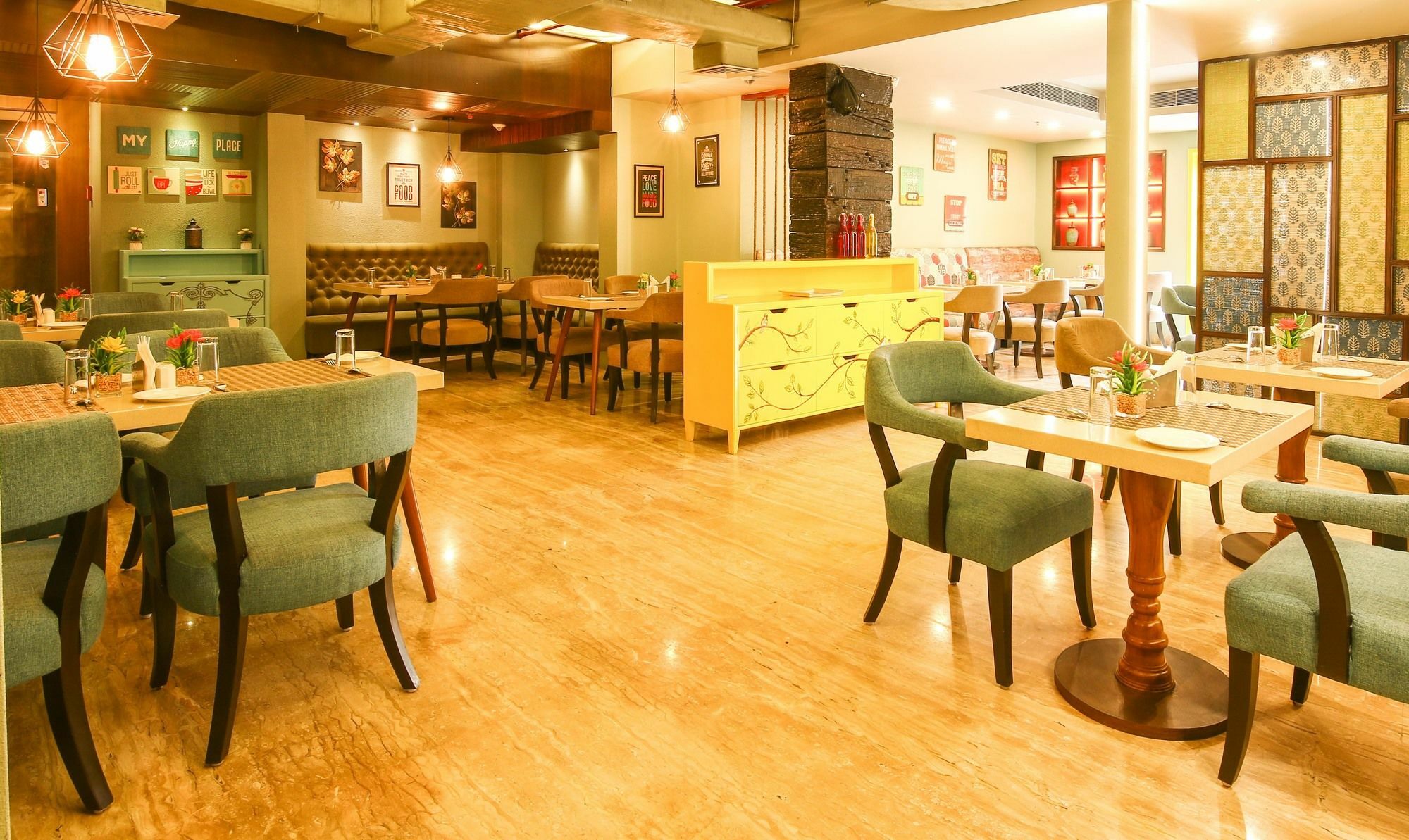 Ritu Ivy Hotel Колката Екстериор снимка