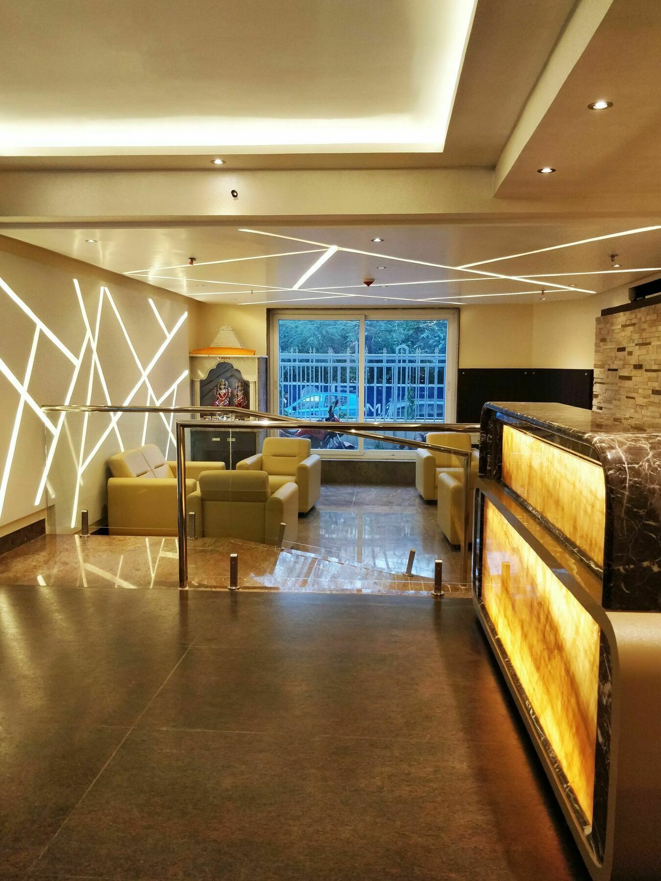 Ritu Ivy Hotel Колката Екстериор снимка
