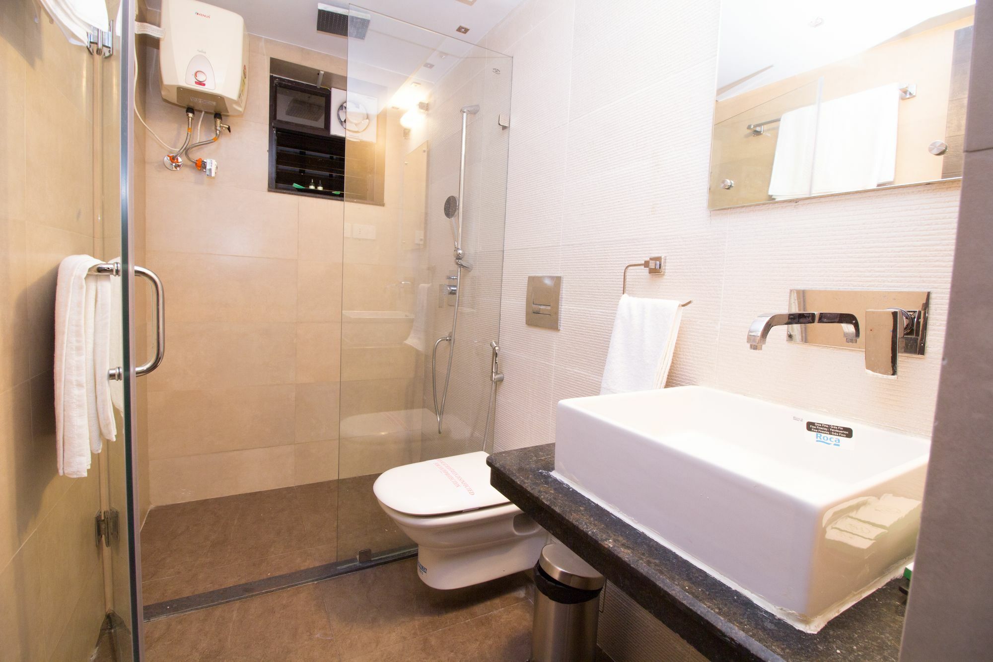 Ritu Ivy Hotel Колката Екстериор снимка